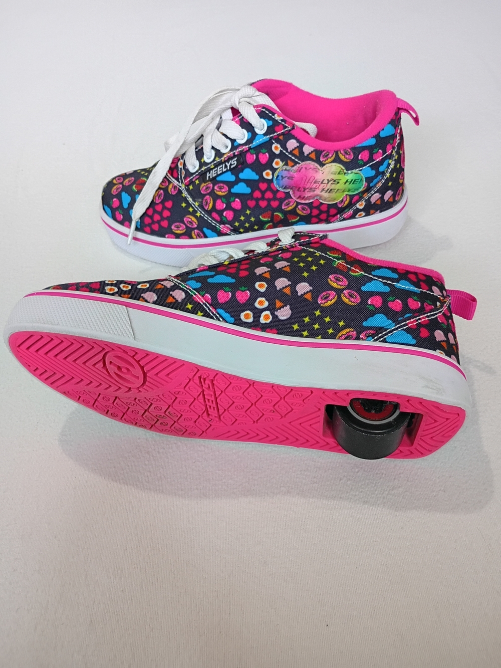 Heelys Pro 20 Prints wheeled shoes Donuts Ice Cream Berries